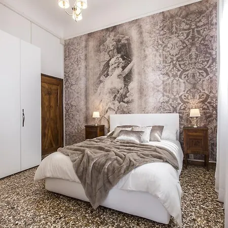 Rialto Design Boutique R&r * ונציה